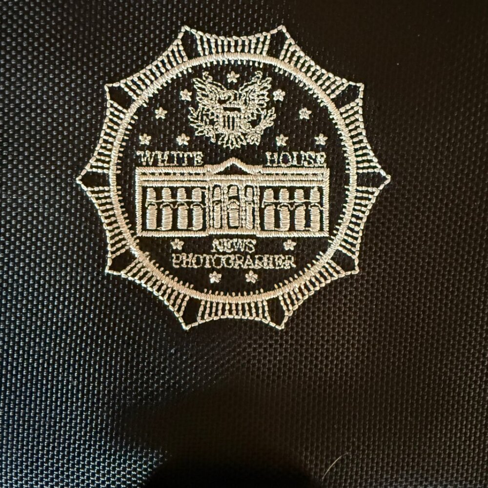 LIMITED EDITION: WHITE HOUSE News Photographers Association DOMKE Briefcase Bag - Picture 3 of 6